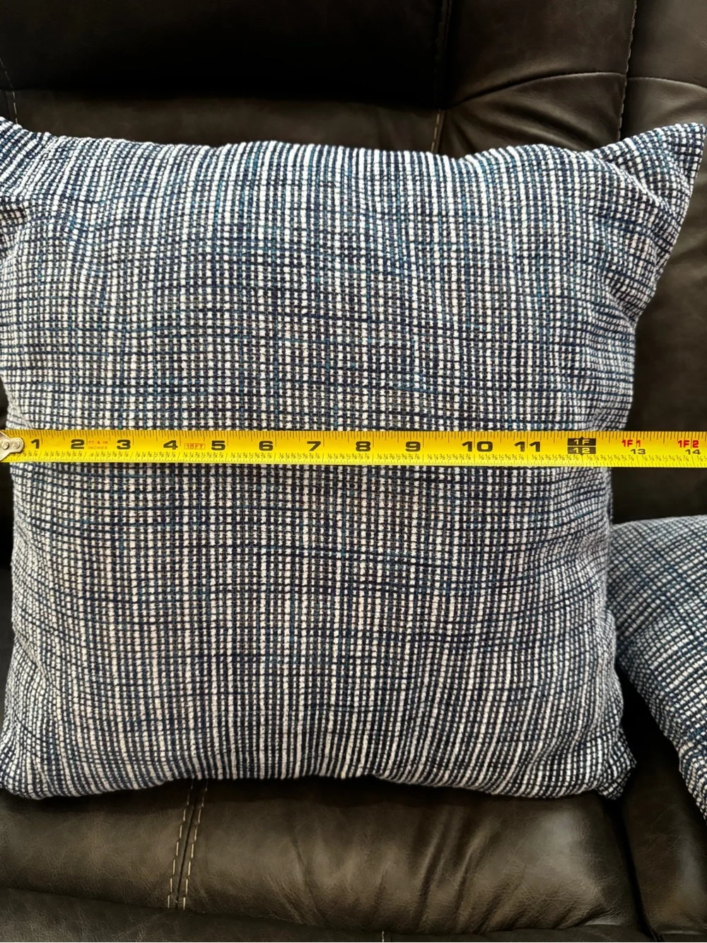 N/A pair square